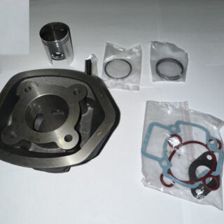 Robogó Alkatrész: Hengerszett (Vízhűtéses)