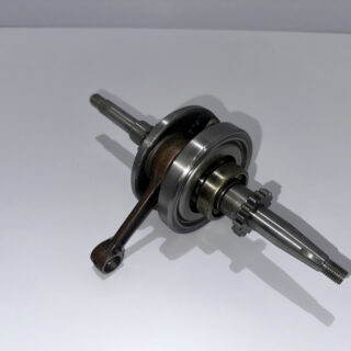 Robogó Alkatrész: Főtengely (4T)