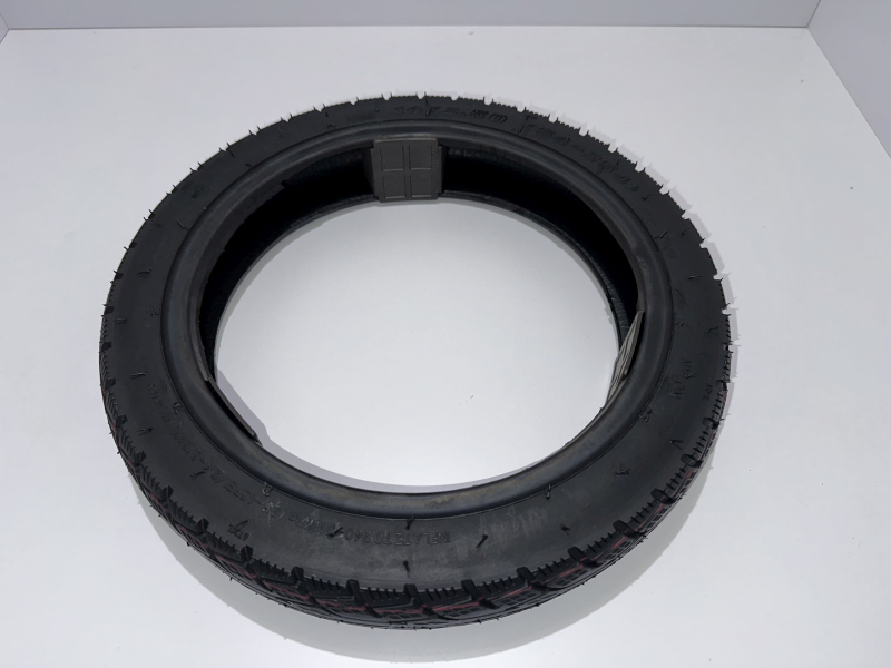 Elektromos Kerékpár Alkatrész: Külső Gumiköpeny 14 x 2.50